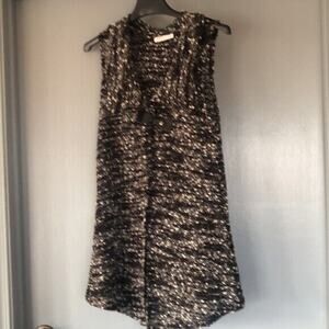 ZOE lightweight black white sleeveless long VEST one button snap front size S